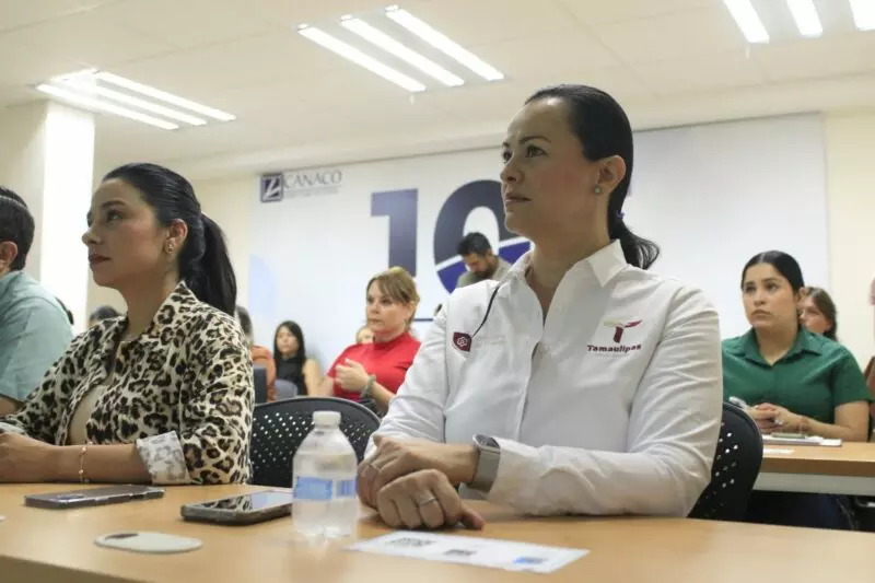 Capacita STPS a empresarios de Victoria sobre Ley Silla y golpe de calor en los centros de trabajo