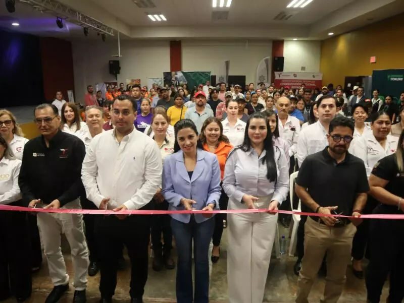 Desarrollan primera Feria del Empleo en Díaz Ordaz
