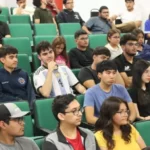 Entrega UP Región Ribereña becas para el cuatrimestre mayo-agosto