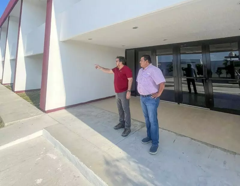 Supervisa titular de Educación infraestructura escolar en Soto la Marina