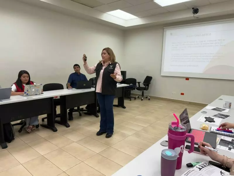 Capacita Secretaría del Trabajo a personal de la Cruz Roja en Tampico en materia de seguridad e higiene laboral