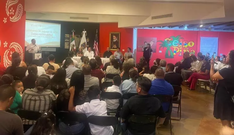 Entrega más de 200 Actas de Doble Nacionalidad en Matamoros