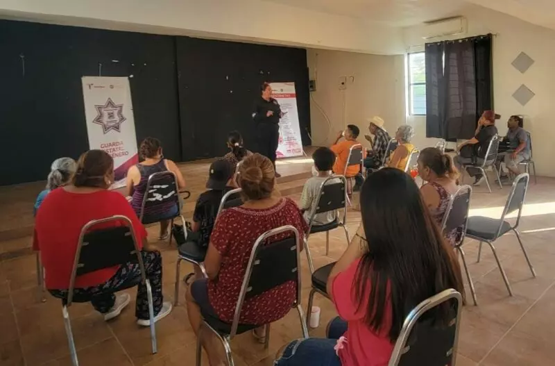 Imparte Guardia Estatal de Género plática comunitaria para prevenir violencia hacia las mujeres