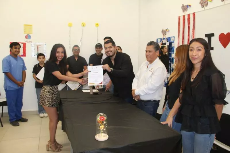 Capacitación SEBIEN en Lenguaje de Señas