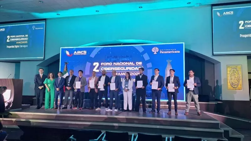 Presente Guardia Estatal Cibernética en Segundo Foro Nacional de Ciberseguridad AMCS 2025