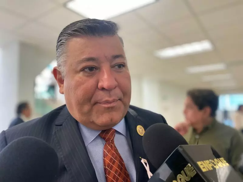 Diputado De Leija: “Confianza en instituciones se perdió por errores del pasado”