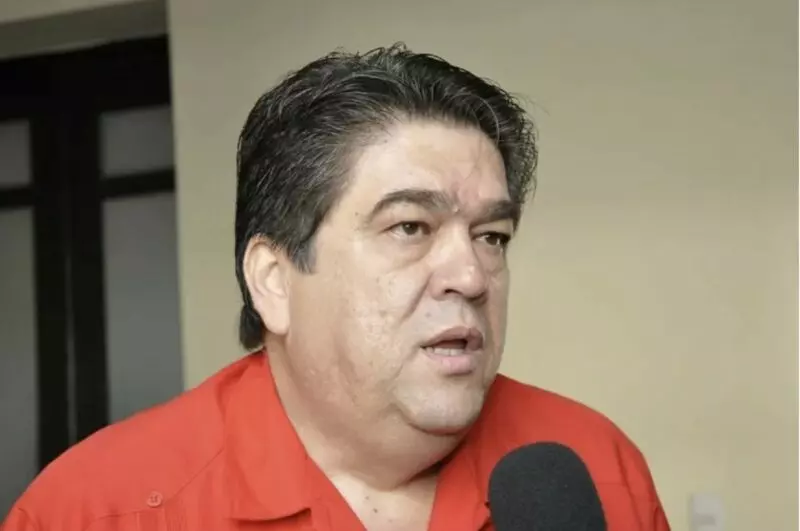 Gobierno debe analizar suspensión de la deuda;  ahorro de más de un billón de pesos