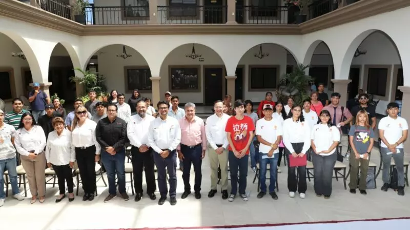 Entrega SEDENER becas TC Energía para impulsar formación académica