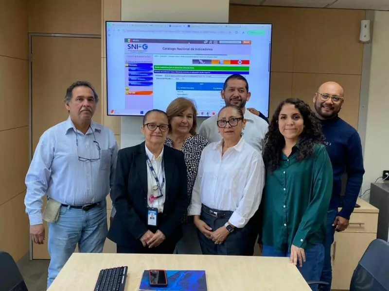 Impulsa SET habilidades digitales entre el personal de Preparatoria Abierta