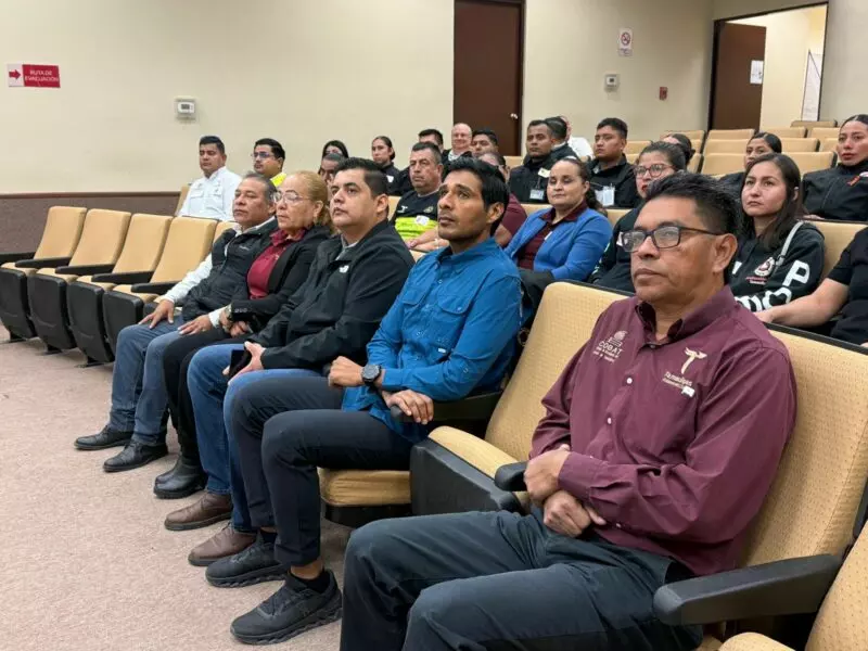 Fortalece STPS liderazgo y salud mental en corporaciones de emergencia
