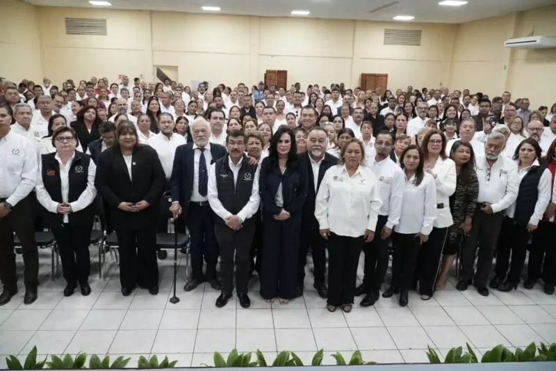 Otorgará la UAT becas a hijos de trabajadores del SUTSPET