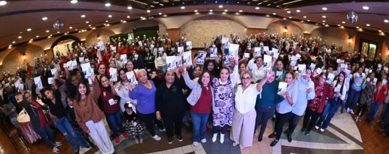 En Nuevo Laredo, senadora Olga Sosa sostiene encuentro con las Mujeres Tejedoras de la Patria