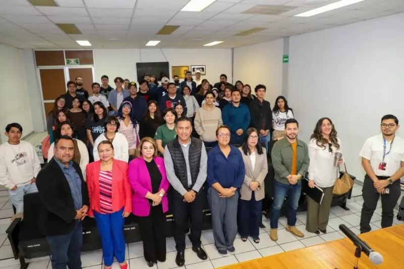 Fortalece Salud vinculación con la UAT y alumnos de Ciencias de la Comunicación