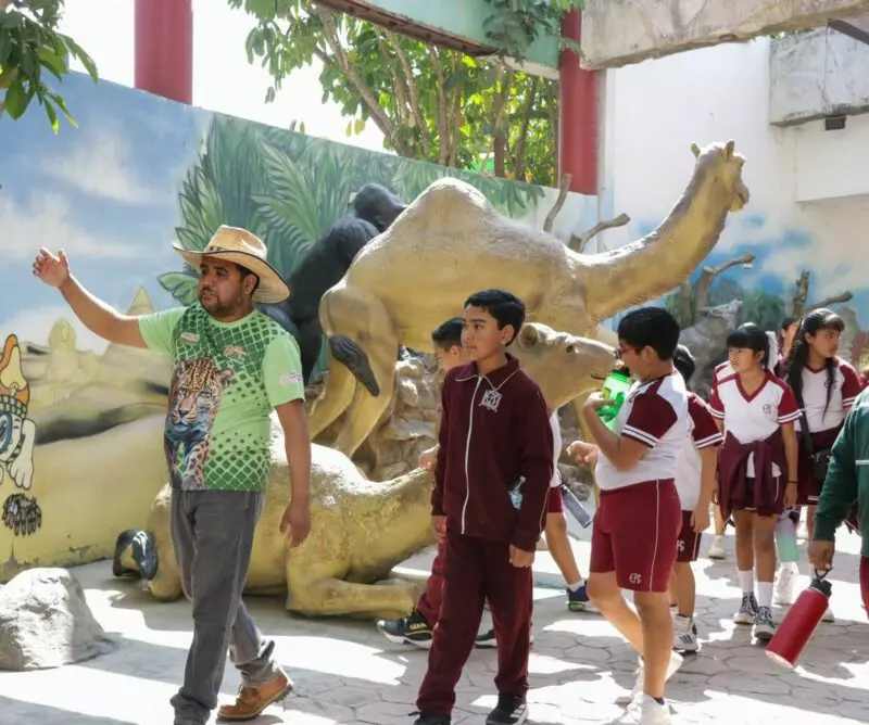 Ofrece Comisión de Parques Zoo Visitas