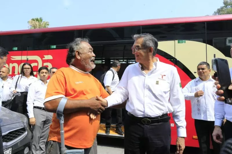 Pone en marcha Américo histórica modernización del transporte público en Tamaulipas