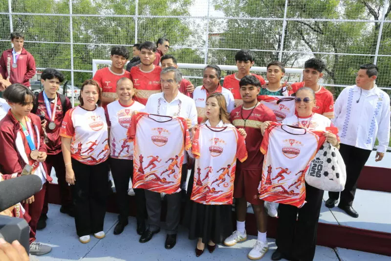 Reconoce Américo a las y los atletas tamaulipecos ganadores en la Olimpiada Nacional e impulsa infraestructura deportiva 