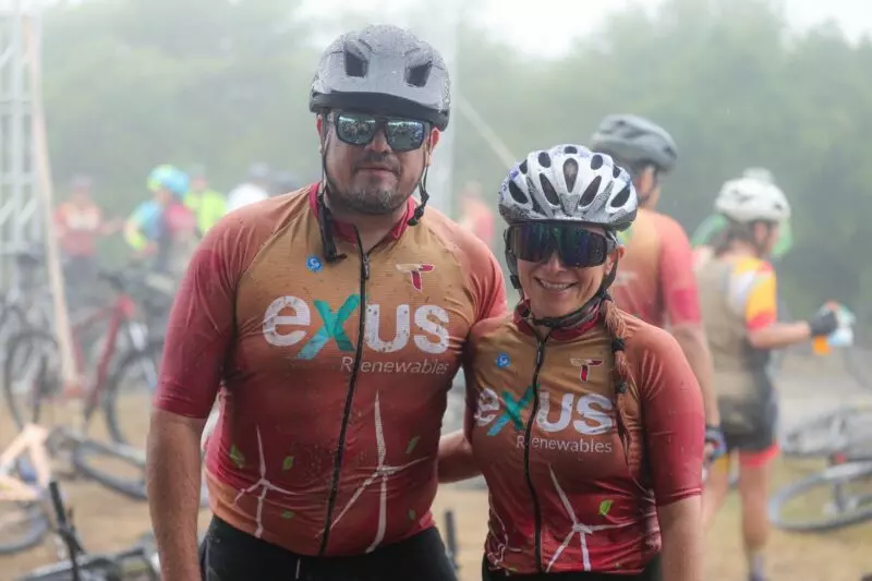 Participa SEDENER en rodada ciclista por el Día Mundial del Viento