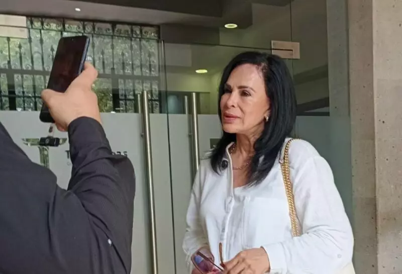 Fue un diálogo de 10”: Blanca Valles tras reunión con la titular de Salud