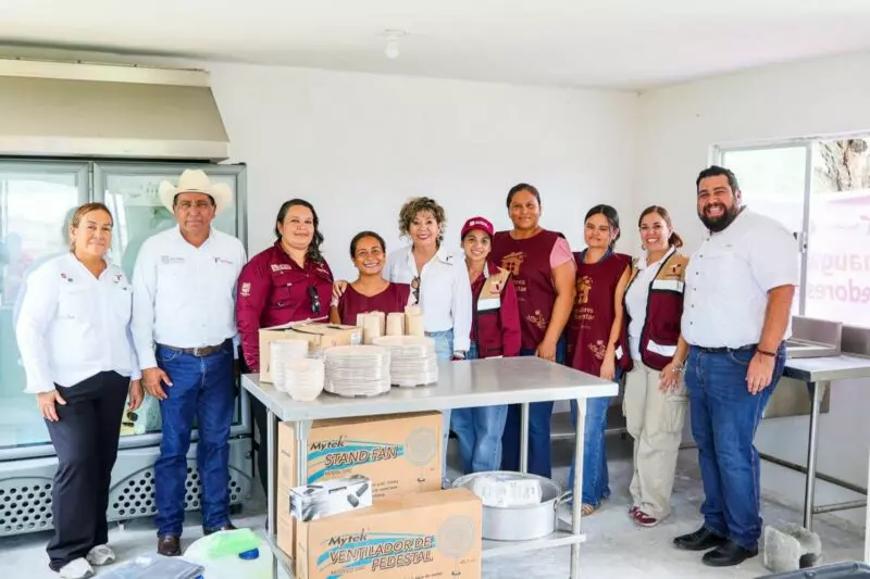 Lleva SEBIEN paquetes alimentarios y Comedor de Bienestar a familias de San Carlos