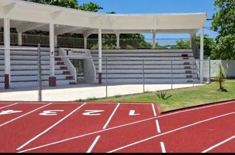 Solo el Gobierno del Estado escuchó: rehabilitan la pista de tartán del Parque Zaragoza