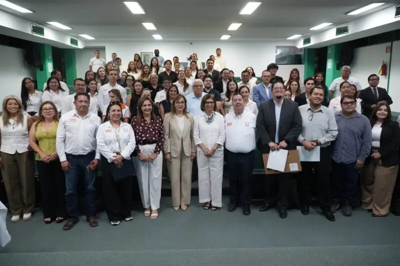 Impulsa la UAT el talento científico con el concurso “Tesis en 3  Minutos”
