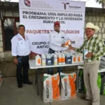 Entregan paquetes tecnológicos y apoyos pecuarios a ganaderos de Antiguo Morelos