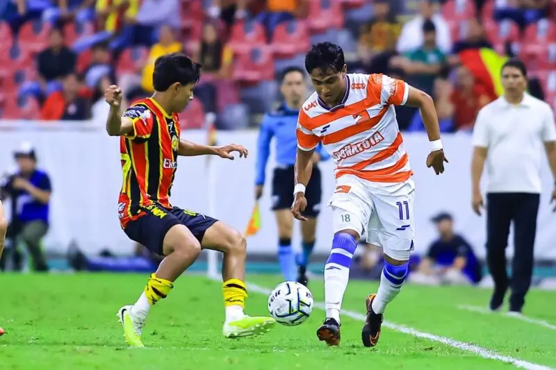 Correcaminos le pega 3-1 a Leones Negros