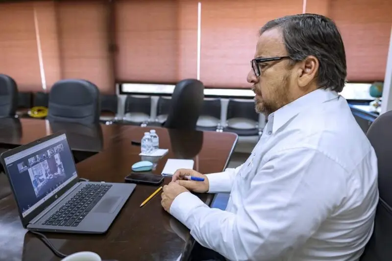 Respalda la SET acuerdos de la CONAEDU sobre redes sociales y escuelas militarizadas