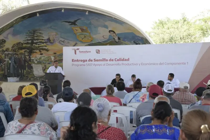 Lleva Tamaulipas respaldo al campo de Abasolo con entrega de semillas