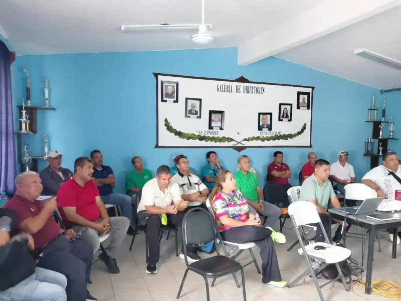 Celebran Taller Interdisciplinario de Educación Fidica enNEM